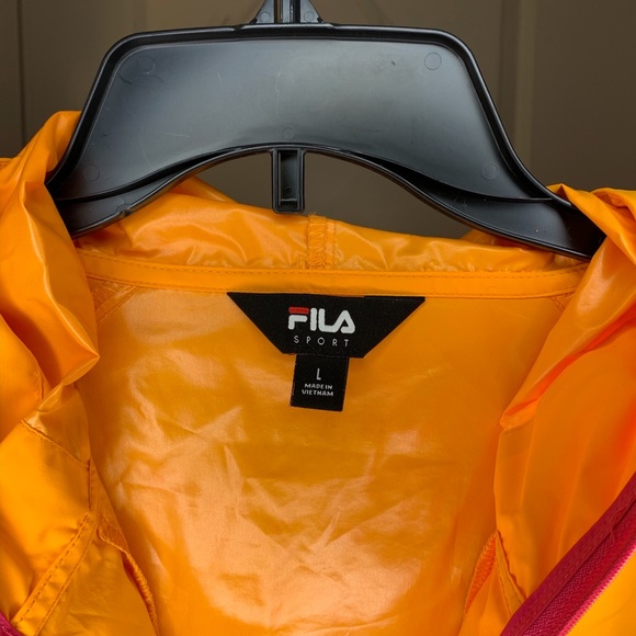 FILA 💚 Super Cute Hooded Windbreaker Woman’s Size Large Red and Orange - Picture 2 of 5